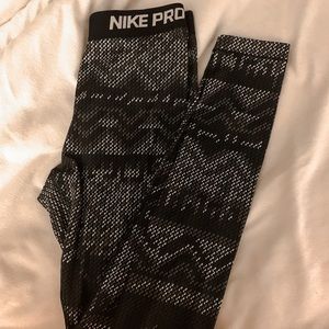 Nike leggings